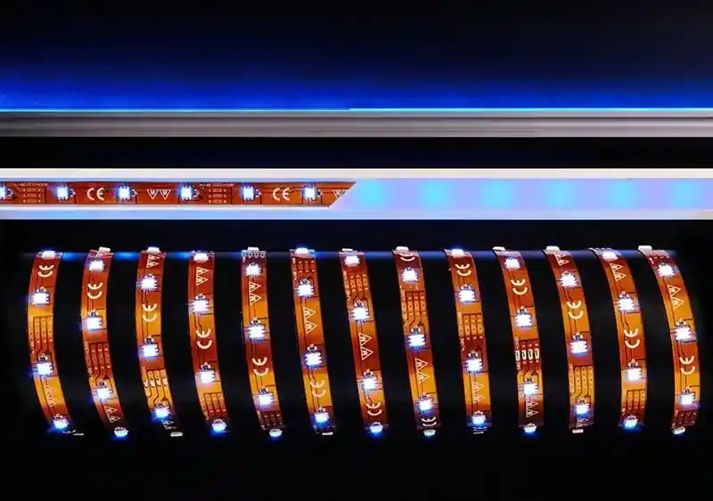 Wochenendangebot Deko-Light Flexibler LED Stripe, 5050-30-24V-RGB-5m, Kupfer, Kupfer, RGB, 120°, 32W, 24V, 5000mm