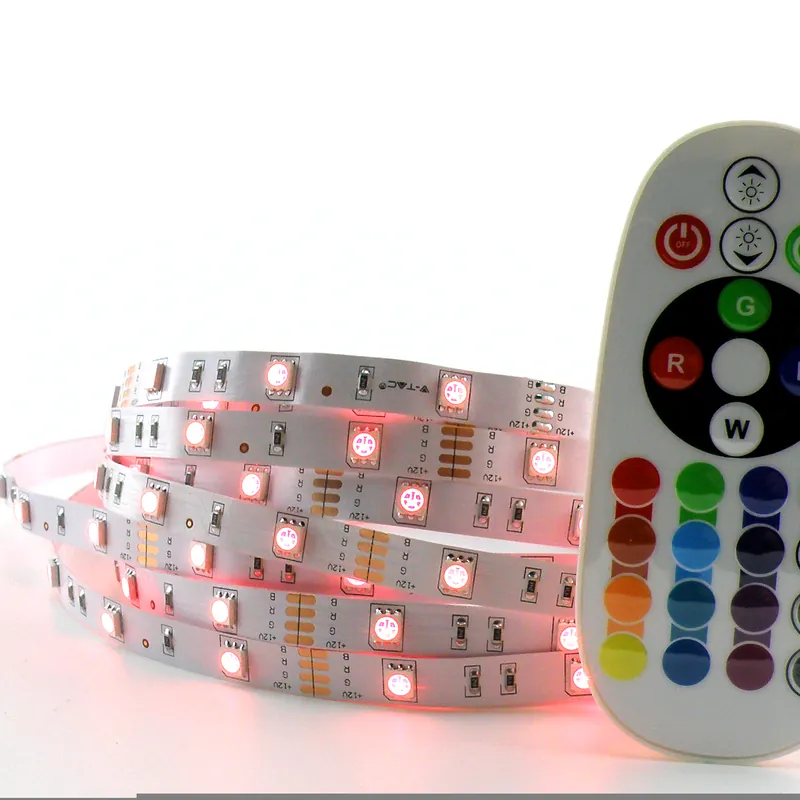Preiswert LED-Strip Komplettset, 5m, RGB