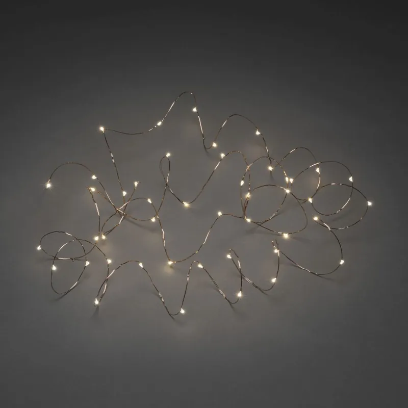 Geprüft LED Tropfenlichterkette , 100 warm weiße Dioden, 3V_Innentrafo, kupferfarbener Draht