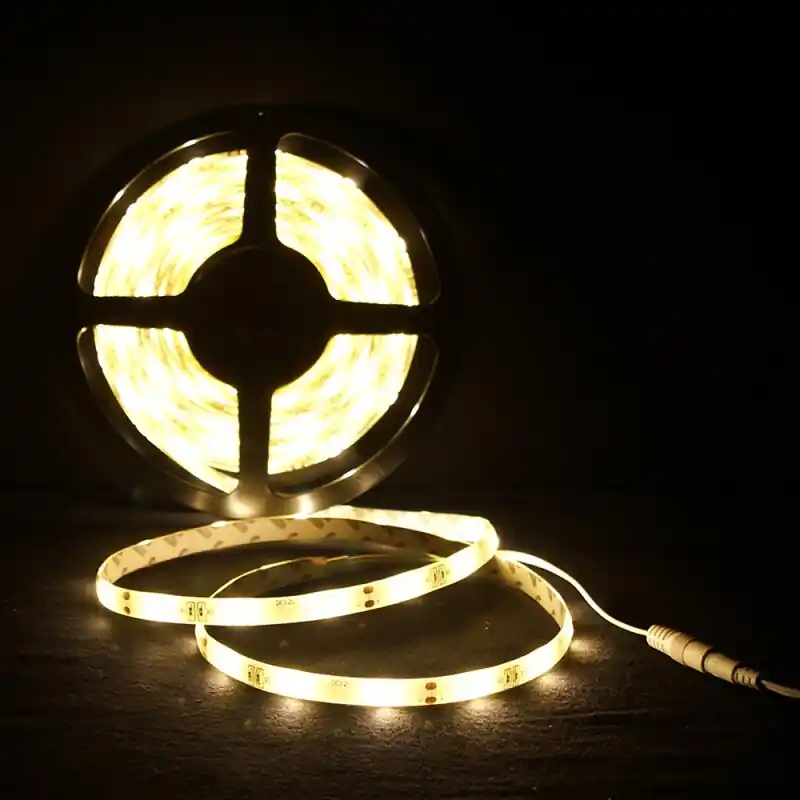 LED Strip 5 Meter Rolle 5050 SMD 72W 300 LEDs warmweiß 3000K IP20 Saisonangebot