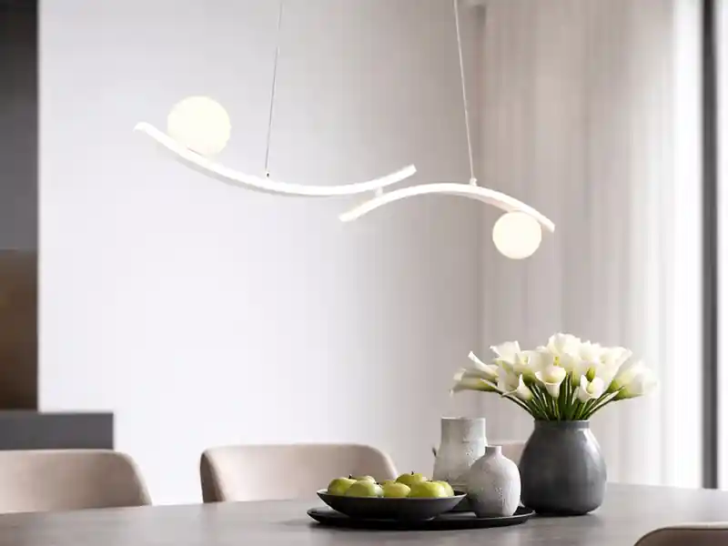 Knallerangebot Trio Leuchten LED Pendelleuchte NAPOLI Weiß, dimmbar mit 2 Glaskugeln, Breite 82cm