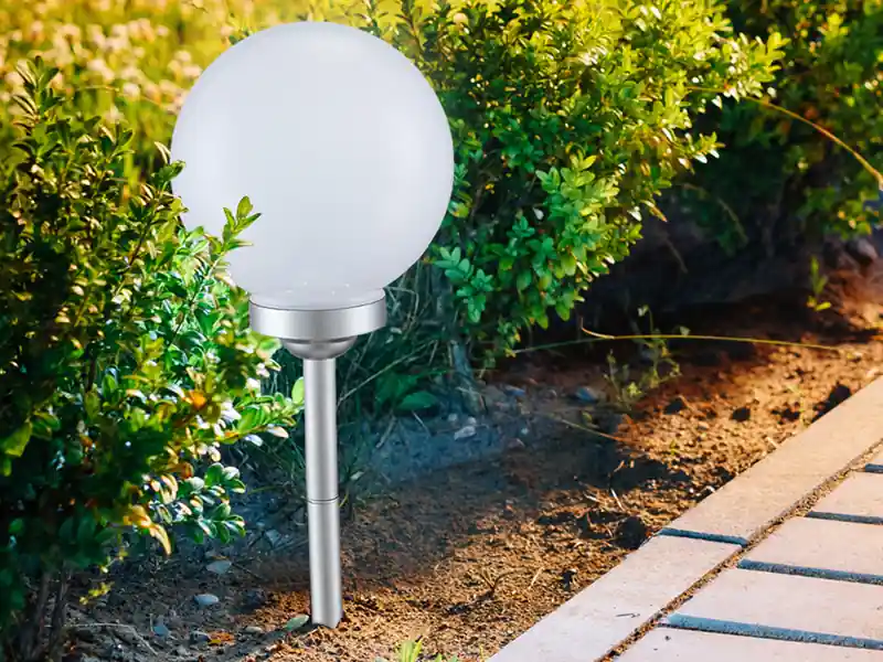 Globo LED Solarkugel Garten - Leuchtkugel Ø 25cm mit Erdspieß Markenprodukt