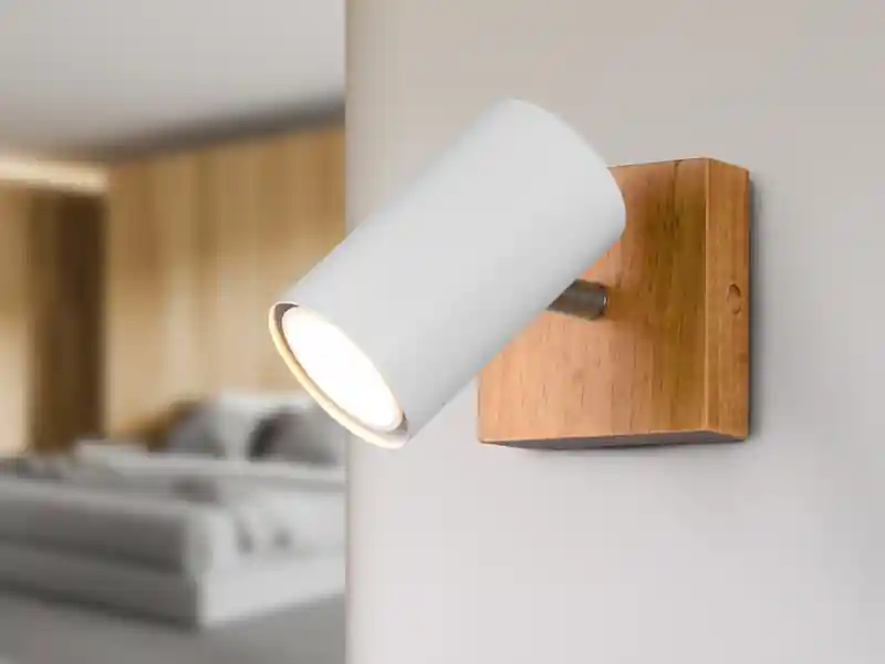 Schneller Versand Trio Leuchten Wand- & Deckenstrahler MARLEY Weiß mit Holz, Breite 9cm