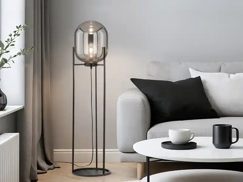 Fischer & Honsel Kleine Stehlampe REGI mit Metallfuß und Rauchglas Glaskugel oval - Höhe 110cm Sofort Bestellen