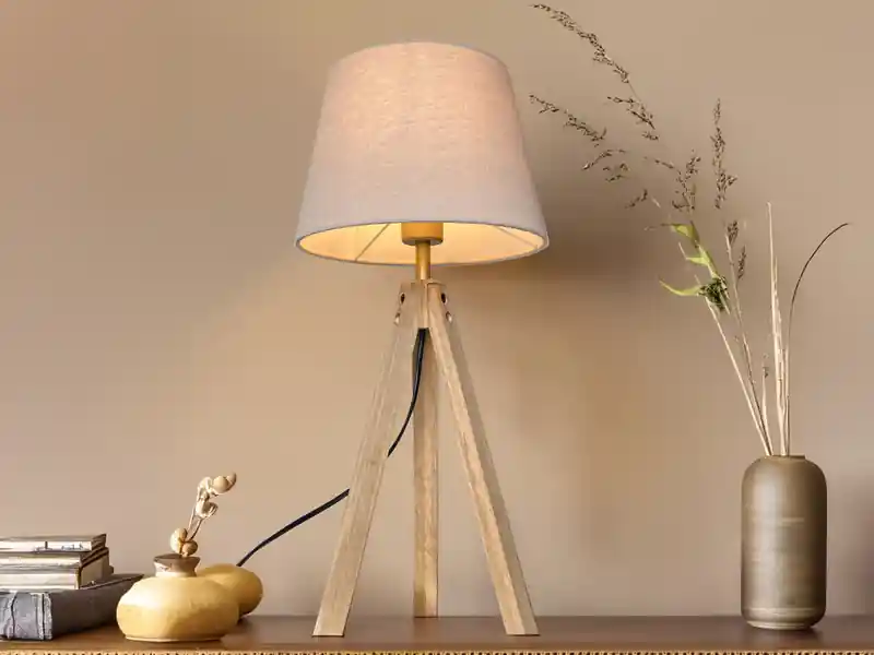 meineWunschleuchte Große Tischlampe mit Dreibein aus Holz, Stoffschirm Creme Weiß, Höhe 55cm Nur Für Kurze Zeit