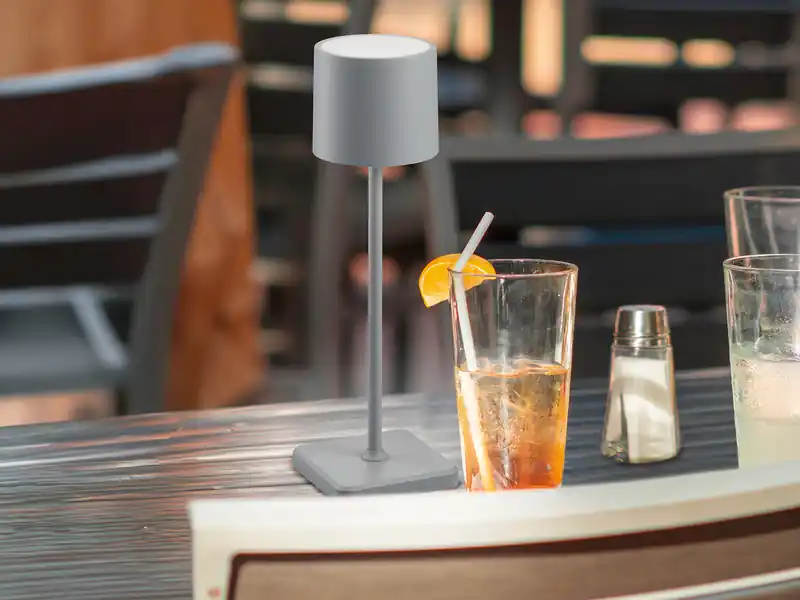 Markenware RL LIVE YOUR LIGHT Akku LED Tischleuchte FERNANDEZ kabellos für Innen & Außen, Grau - H: 38cm