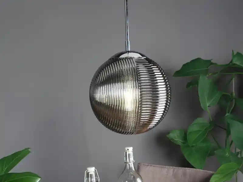 LUCE Design Pendelleuchte GREENWICH Relief Rauchglas Kugel Lampenschirm, Ø 25cm Top-Angebot