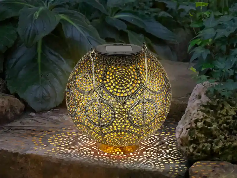 Globo Solarlaterne hängend oder stehend mit Dekorstanzungen, Metall Gold Antik Ø18,5cm Neu Im Sortiment