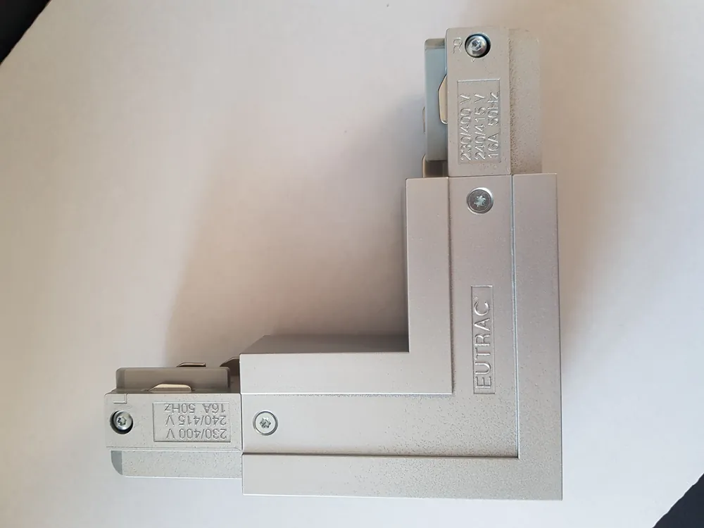 Angebot Eutrac L-Verbinder für 3-Phasen Aufbau-Schiene